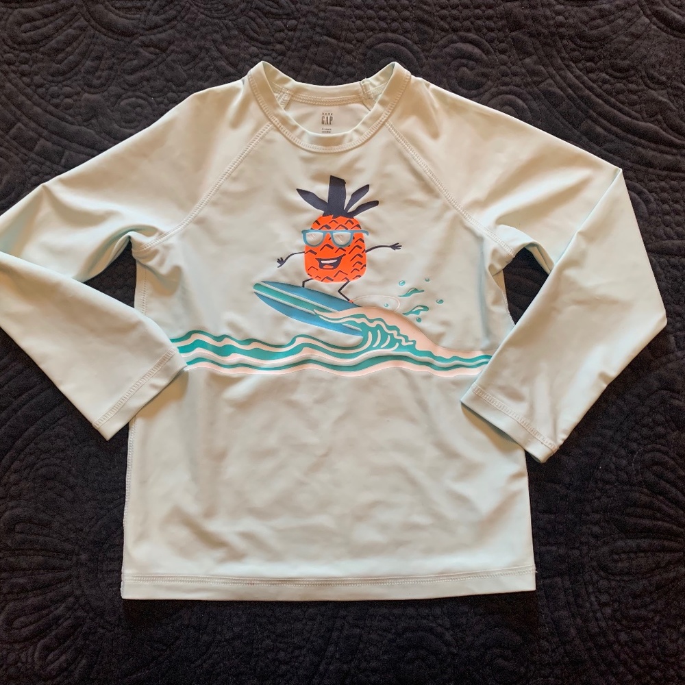 GAP Boys Long Sleeve Light Blue Rashguard Shirt 5T